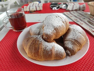croissant and coffee