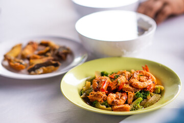 stir fried brocoli with shrimp eat with steamed rice