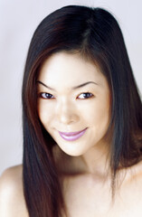 Naklejka premium Studio shot of a lady with long hair