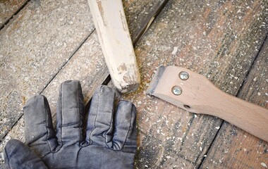 Removing old paint from furniture