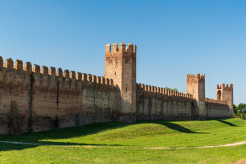 Fototapeta na wymiar The walled town of Montagnana in Italy