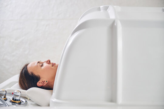 รูปภาพVibromassage – เลือกดูภาพถ่ายสต็อก เวกเตอร์ และวิดีโอ185 | Adobe ...