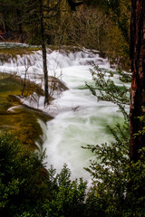 Nacimiento el Río Cuervo y sus cascadas y rincones