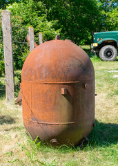 Obraz premium old wartime mines, metal trophies from the war