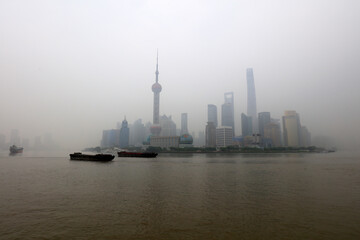 Fototapeta na wymiar Shanghai Bund in Haze, Shanghai City, China