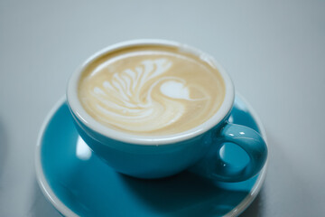 taza de café latte art 