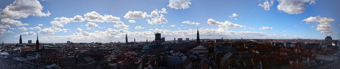 Stadtansicht vom Rundetaarn aus über Kopenhagens Dächer