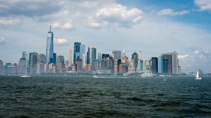Fototapeta premium Skyline and modern office buildings of Midtown Manhattan viewed from across the Hudson River. - Image