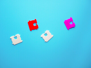 Fototapeta premium Price Tag Bread Clip. The color of plastic tags on bread bag use to tell you which day of the week bread was baked on.