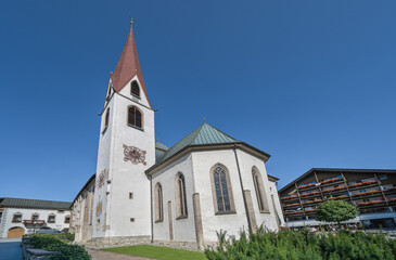 Fototapeta na wymiar Pfarrkirche, Seefeld, Austria