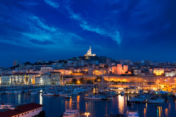 Fototapeta na wymiar Marseilles sunset, France