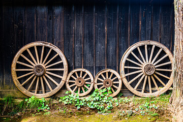 木製のホイール〜坂野家住宅