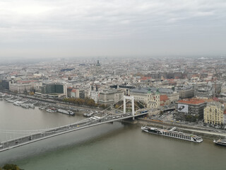 Vista di Budapest  dalla cittadella