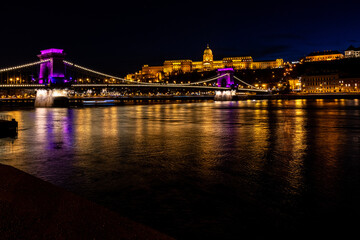 veduta del castello e del ponte delle catene di budapest