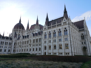Fototapeta na wymiar parlamento ungherese budapest
