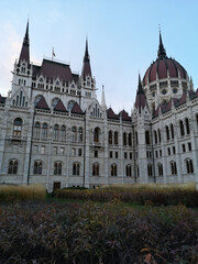 Fototapeta na wymiar parlamento di budapest