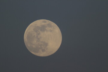 Super moon close-up pictures from April at Vienna