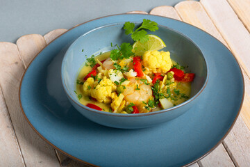 Fischsuppe mit Shrimps