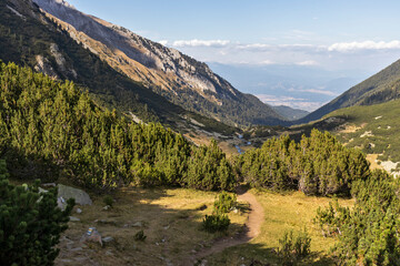 Fototapeta na wymiar landscape around Muratovo lake at Pirin Mountain