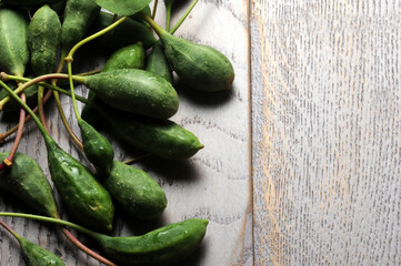 Cucunci  ft7107_5112 Capers