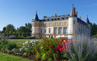 View of Rambouillet castle , XIV century, in picturesque Public Park in town of Rambouillet , 50 km southwest of Paris. France. - obrazy, fototapety, plakaty