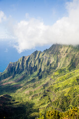 Obraz premium View of Na Pali headlands from the Kalalau Lookout, at the end of the Waimea Canyon road, Kauai, Hawaii.
