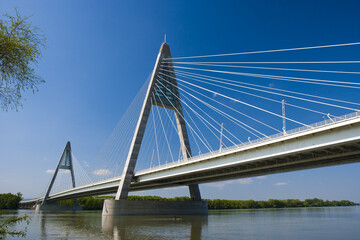 Fototapeta na wymiar The Megyeri bridge, Hungary's newest and largest bridge