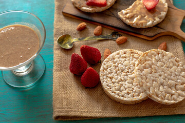 Rice cookies, with almond cream and strawberries
