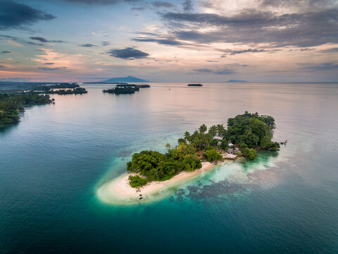 Gosem Island, Jais Aben, Madang,  Papua New Guinea