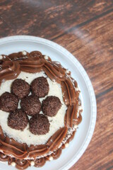 Torta de Brigadeiro de prestígio 