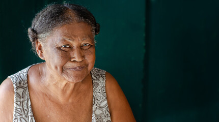 mator lady looking homeless indigenous, smoked with sad face and blue eyes