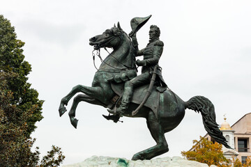 Fototapeta premium Andrew Jackson statue at the Lafayette square 