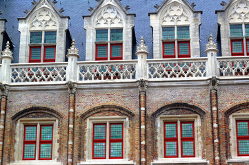 Fototapeta premium Historic brick buildings of the quaint town of Bruges, Belgium