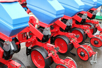 Precision inline seeder. A row seeder. Seed drill.  Fragment.