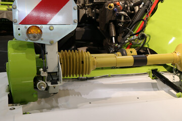 Agricultural machine. Drive propeller shafts.