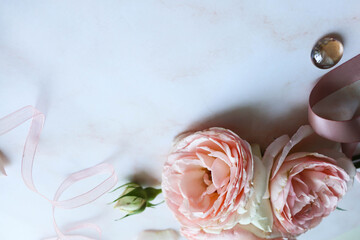 postcard mockup. a small bouquet of roses in pastel colors. congratulation. invitation