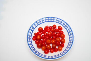 赤色の美味しいミニトマト