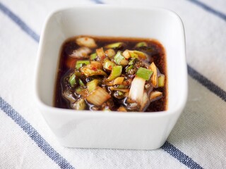 한국의 전통소스 채소양념 간장 
