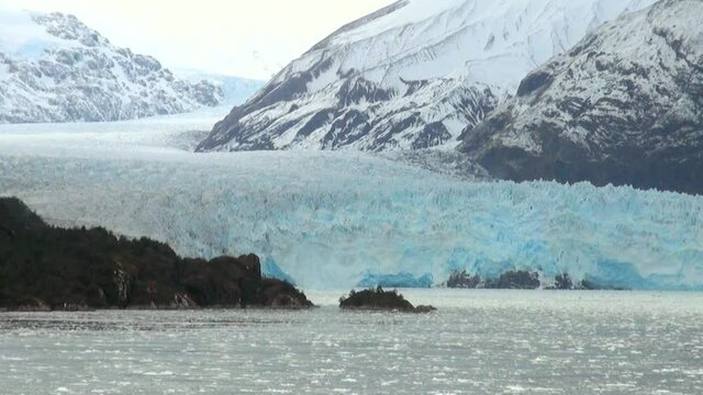 Chile - Amalia Glacier Landscape