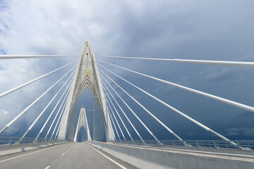 Fototapeta na wymiar the new bridge in brunei darussalam