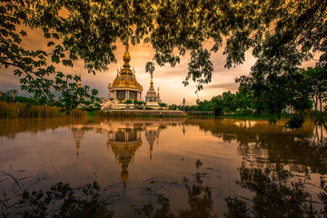 Fototapeta na wymiar Wat Thung Setti-Khon Kaen: June 16, 2020, the atmosphere inside the temple has large sculptures, statues, DJs in the middle of the water, allowing tourists to come to make merit in Thailand