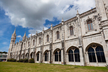 Fototapeta na wymiar Jerónimos Monastery, Lisbon