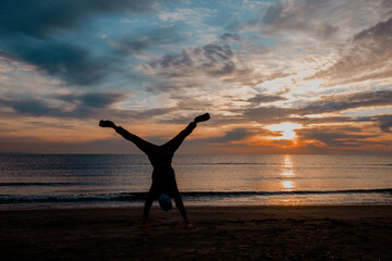 Fototapeta premium cartwheel on a beach 