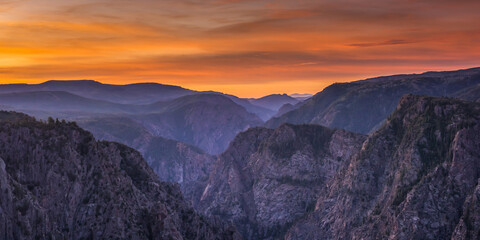 Naklejka premium Black Canyon of the Gunnison National Park at sunrise