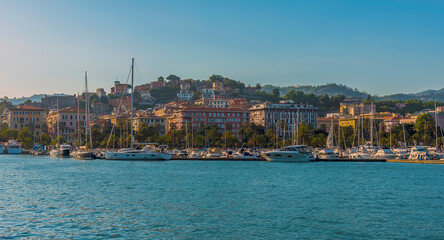 Fototapeta premium A panorama view towards the shoreline at La Spezia, Italy in summer