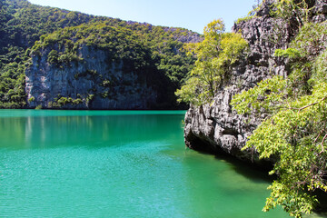 Obraz premium Emerald lake in Ang Thong National Park, Thailand
