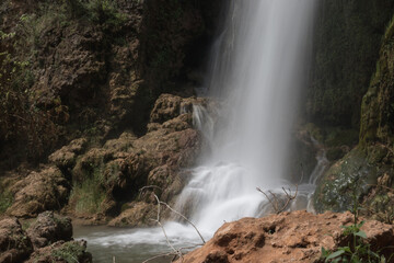 Obraz premium Cascada de una ruta en Valencia