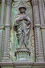 padua, italien - detail von der fassade der basilika des heiligen antonius