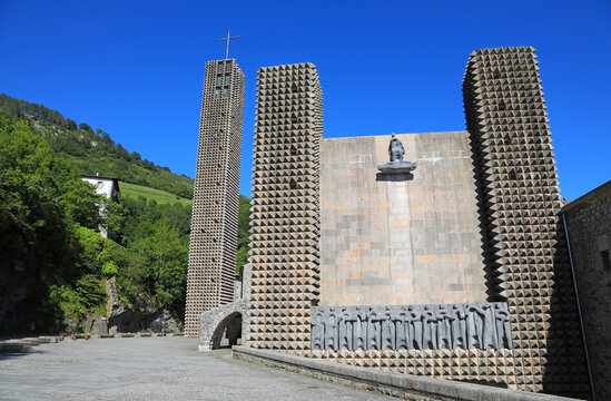 arantzazu bas&iacute;lica pa&iacute;s vasco o&ntilde;ati 4M0A3308-as20