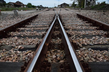 
Tracks